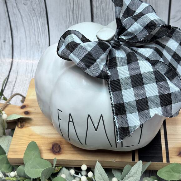 Rae Dunn Family Pumkin W/ Bow - Picture 2 of 2